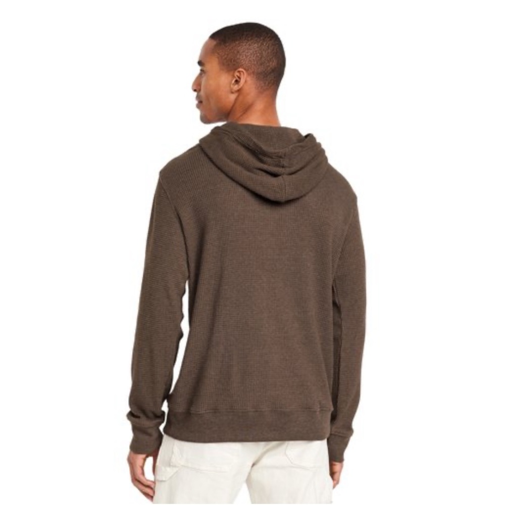 Old Navy Men's Chocolate Brown Long Sleeve Waffle Hoodie - Picture 2 of 8